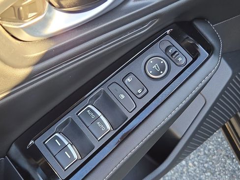 Used 2023 Honda Accord Touring image 17