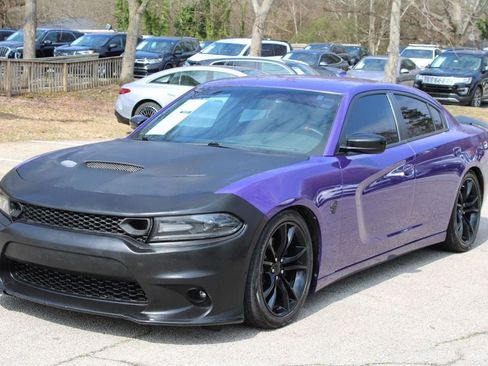 Used 2016 Dodge Charger R/T w/ Plus Group image 3