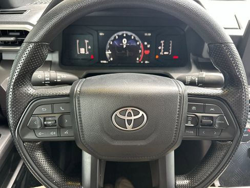 Used 2025 Toyota Tacoma SR5 image 20
