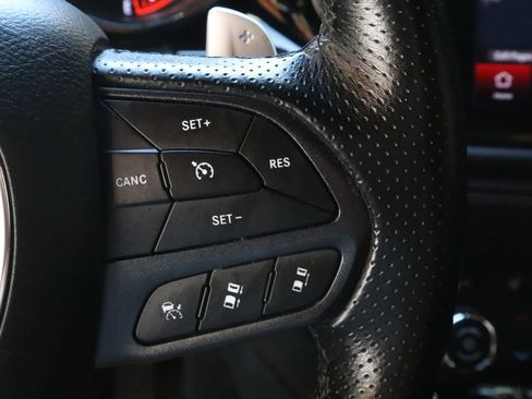 Used 2024 Dodge Durango GT RWD image 20