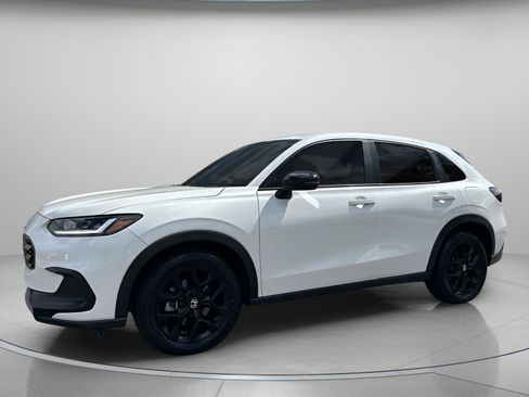 Certified 2023 Honda HR-V Sport image 2