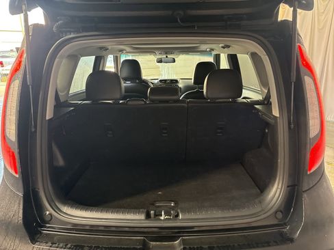 Used 2017 Kia Soul ! w/ Tech Package image 14