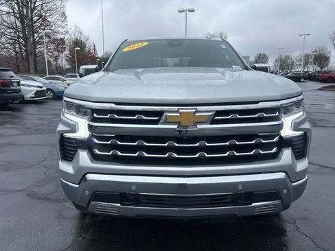 Used 2022 Chevrolet Silverado 1500 LTZ image 2