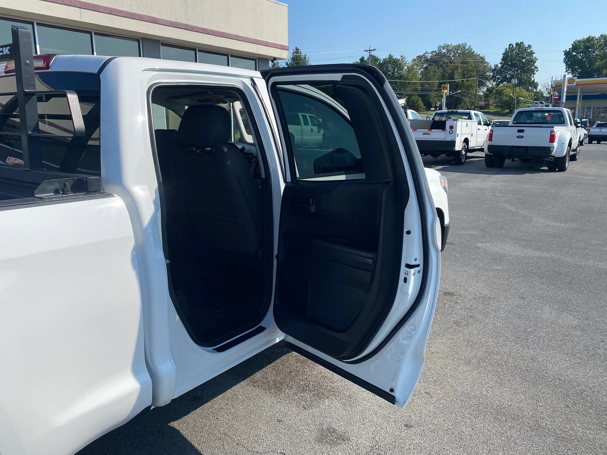 Used 2019 Toyota Tundra SR AWD/4WD image 25
