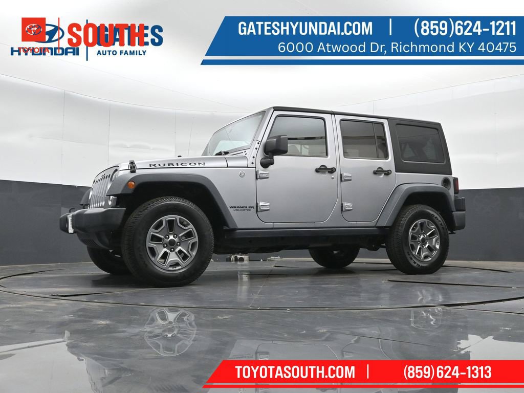 Used 2015 Jeep Wrangler Unlimited Rubicon w/ Max Tow Package AWD/4WD image 32