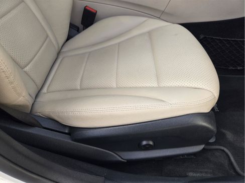 Used 2017 Mercedes-Benz C 300 Sedan image 21