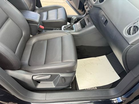 Used 2017 Volkswagen Tiguan Wolfsburg Edition AWD/4WD image 56
