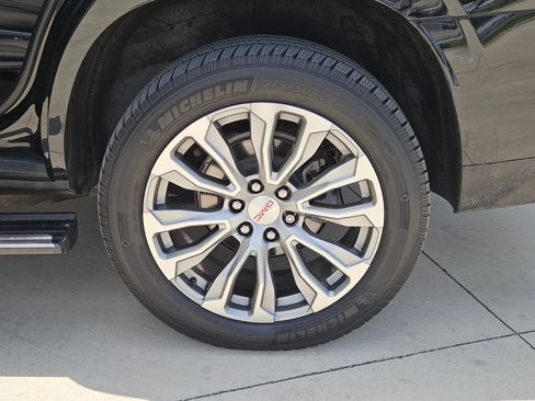 Certified 2022 GMC Yukon Denali AWD/4WD image 32