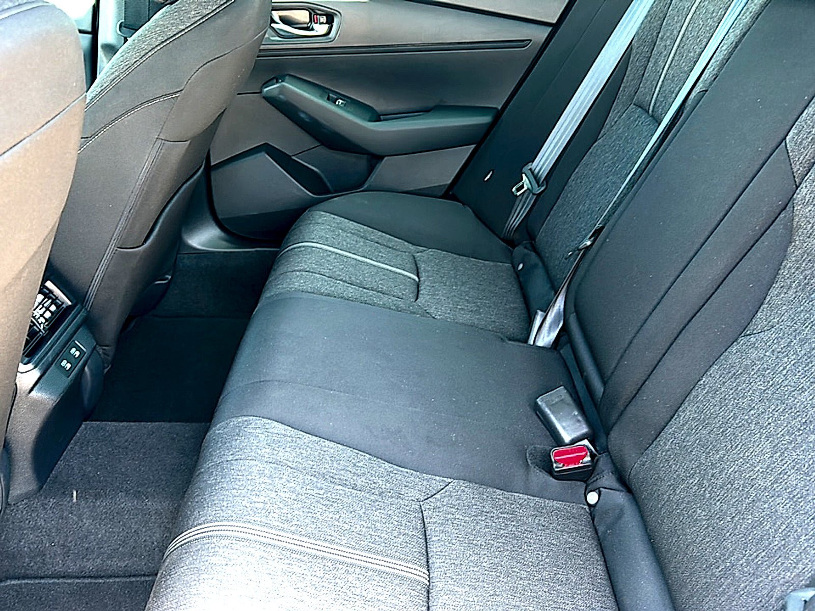 Used 2025 Honda Accord Sport image 19