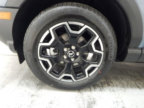 New 2025 Ford Bronco Sport Outer Banks w/ Outer Banks Tech Package+ image 10