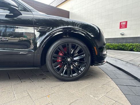 Used 2020 Bentley Bentayga Speed AWD/4WD image 6
