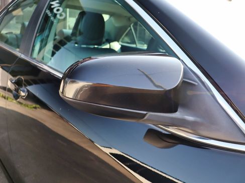Used 2014 Toyota Camry SE w/ Moonroof Package FWD image 12