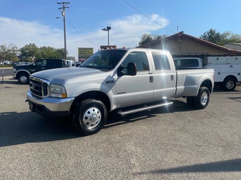 Used 2004 Ford F350 XLT image 1