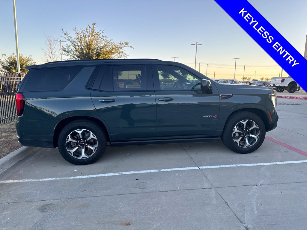 Used 2025 GMC Yukon AT4 Ultimate AWD/4WD image 9