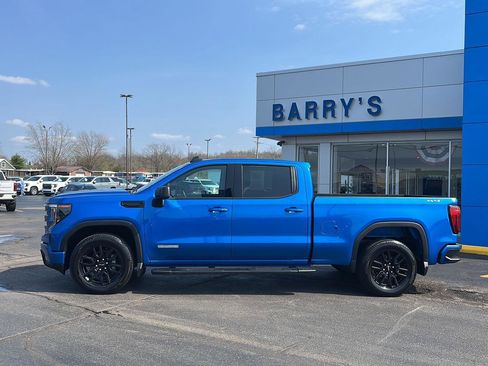 Used 2023 GMC Sierra 1500 Elevation image 2