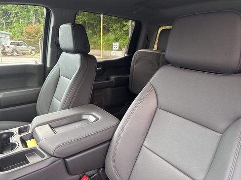 New 2025 GMC Sierra 1500 Pro w/ Pro Value Package image 9