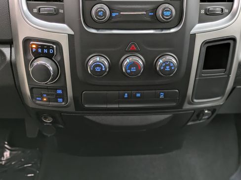 Used 2019 RAM 1500 Classic Warlock image 30