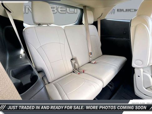 Used 2022 Buick Enclave Premium w/ Experience Buick Package FWD image 21