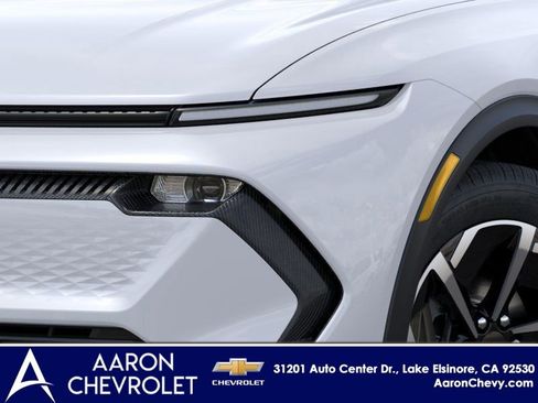 New 2026 Chevrolet Equinox EV LT image 10