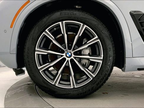 Used 2025 BMW X5 xDrive40i w/ Executive Package AWD/4WD image 8