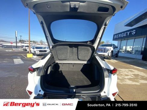 Certified 2025 Buick Envista Sport Touring w/ Convenience I Package image 29