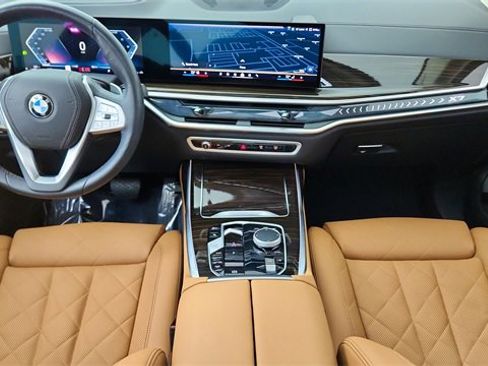 Used 2026 BMW X7 xDrive40i image 91