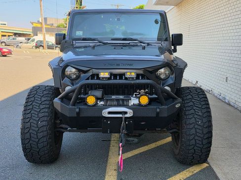 Used 2016 Jeep Wrangler Unlimited Sport AWD/4WD image 11
