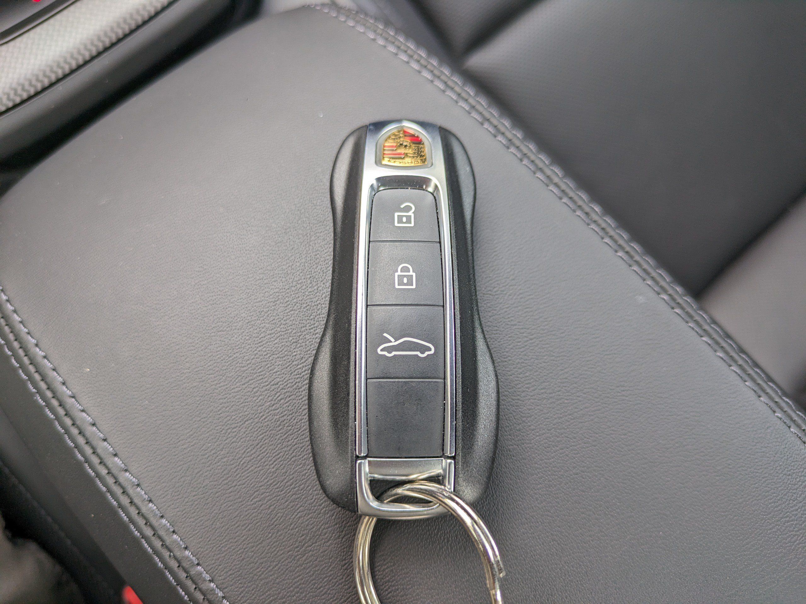 Used 2022 Porsche 911 Targa 4 GTS AWD/4WD image 36