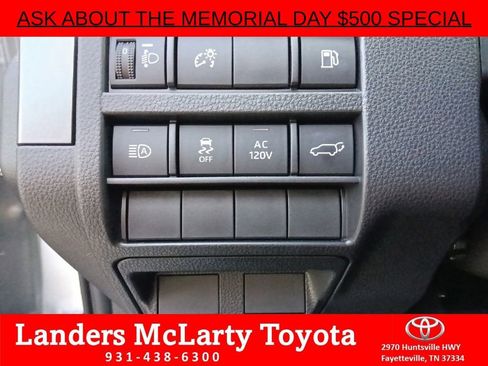 Used 2025 Toyota 4Runner TRD Off-Road Premium AWD/4WD image 17