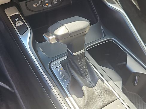 Certified 2025 Kia Sorento S AWD/4WD image 24