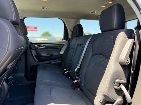 Used 2016 GMC Acadia SLE FWD image 33