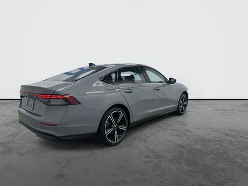 Certified 2026 Honda Accord SE image 4