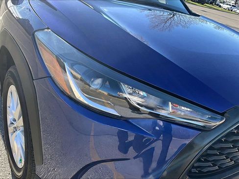 Used 2022 Toyota Corolla Cross LE image 29