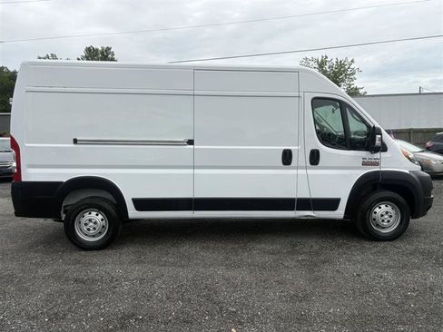 Used 2020 RAM ProMaster 2500 FWD image 5