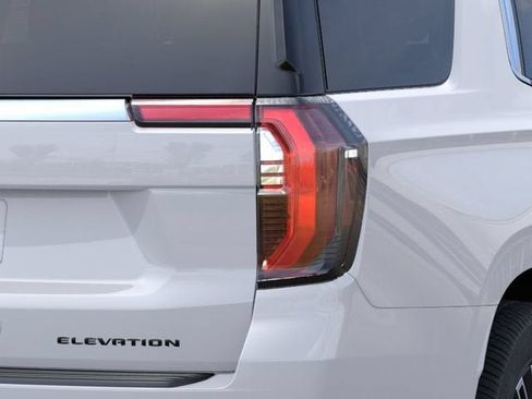 New 2026 GMC Yukon Elevation w/ Elevation Premium Package AWD/4WD image 11