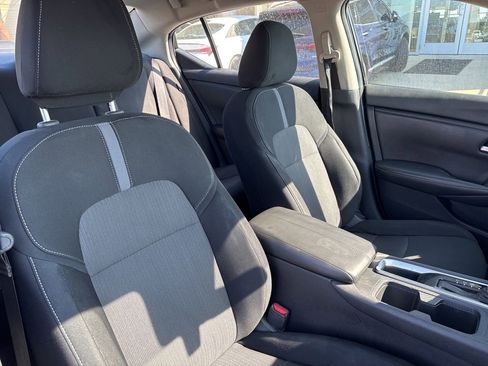 Used 2022 Nissan Sentra SV FWD image 13