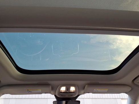 Used 2025 Volvo XC90 T8 Plus w/ Protection Package Premier image 15