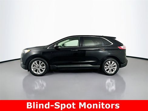 Used 2024 Ford Edge Titanium image 8