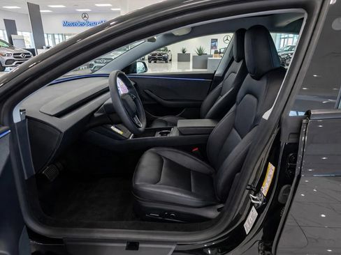 Used 2025 Tesla Model 3 Long Range RWD image 2