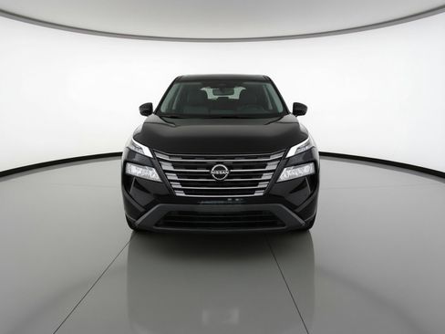 Used 2025 Nissan Rogue SV FWD image 2
