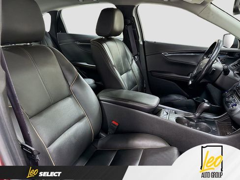 Used 2017 Chevrolet Impala Premier w/ Enhanced Convenience Package FWD image 30