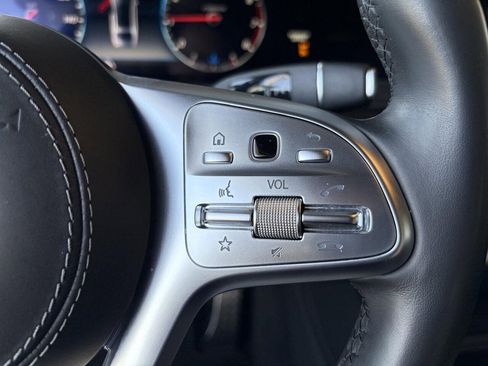 Used 2020 Mercedes-Benz S 560 Sedan image 21