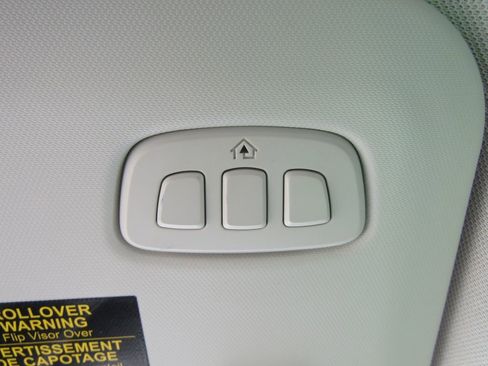 Used 2022 Ford Escape Titanium FWD image 35