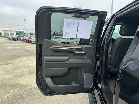 Used 2023 Chevrolet Silverado 1500 High Country w/ Z71 Off-Road Package image 20