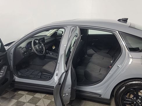 Certified 2025 Honda Accord SE image 16