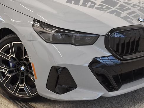 New 2027 BMW 530i xDrive w/ M Sport Package AWD/4WD image 31