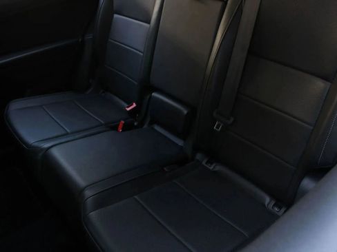 Used 2019 Volkswagen Tiguan SE w/ Panoramic Sunroof Package AWD/4WD image 19