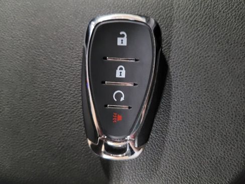 Used 2021 Chevrolet TrailBlazer RS FWD image 32