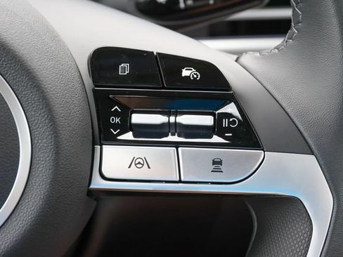 New 2026 Hyundai Elantra Limited FWD image 24