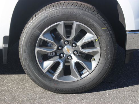 New 2026 Chevrolet Silverado 1500 LT image 9